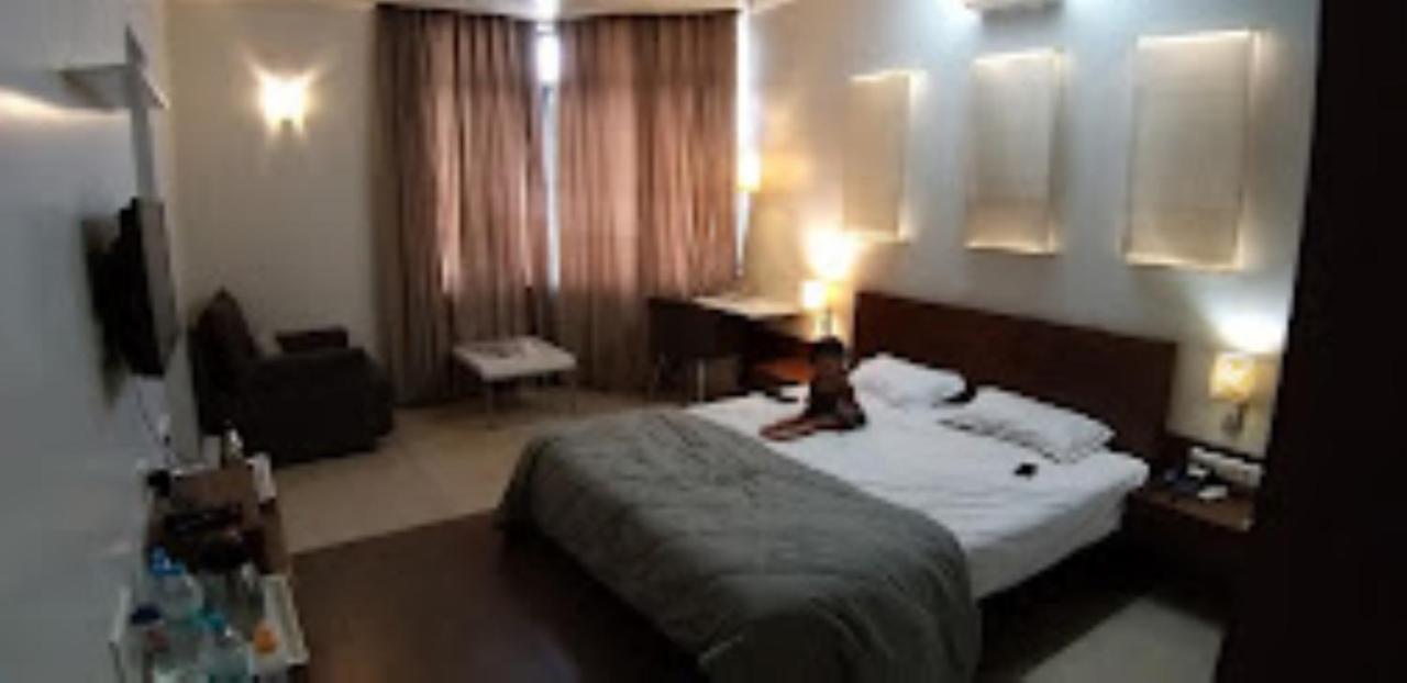 Hotel Maratha Residency,Ratnāgiri Exteriér fotografie