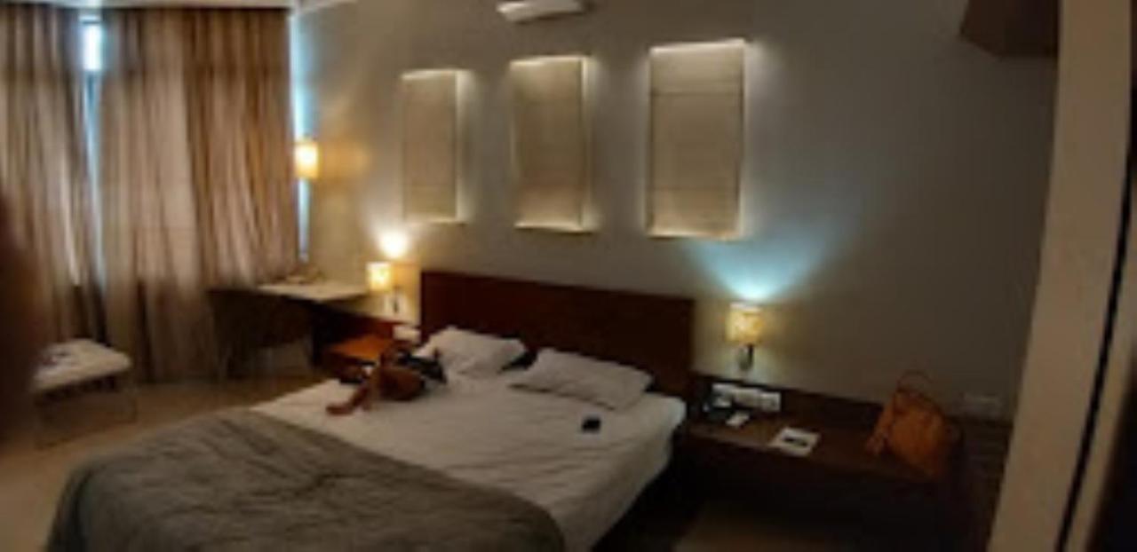 Hotel Maratha Residency,Ratnāgiri Exteriér fotografie